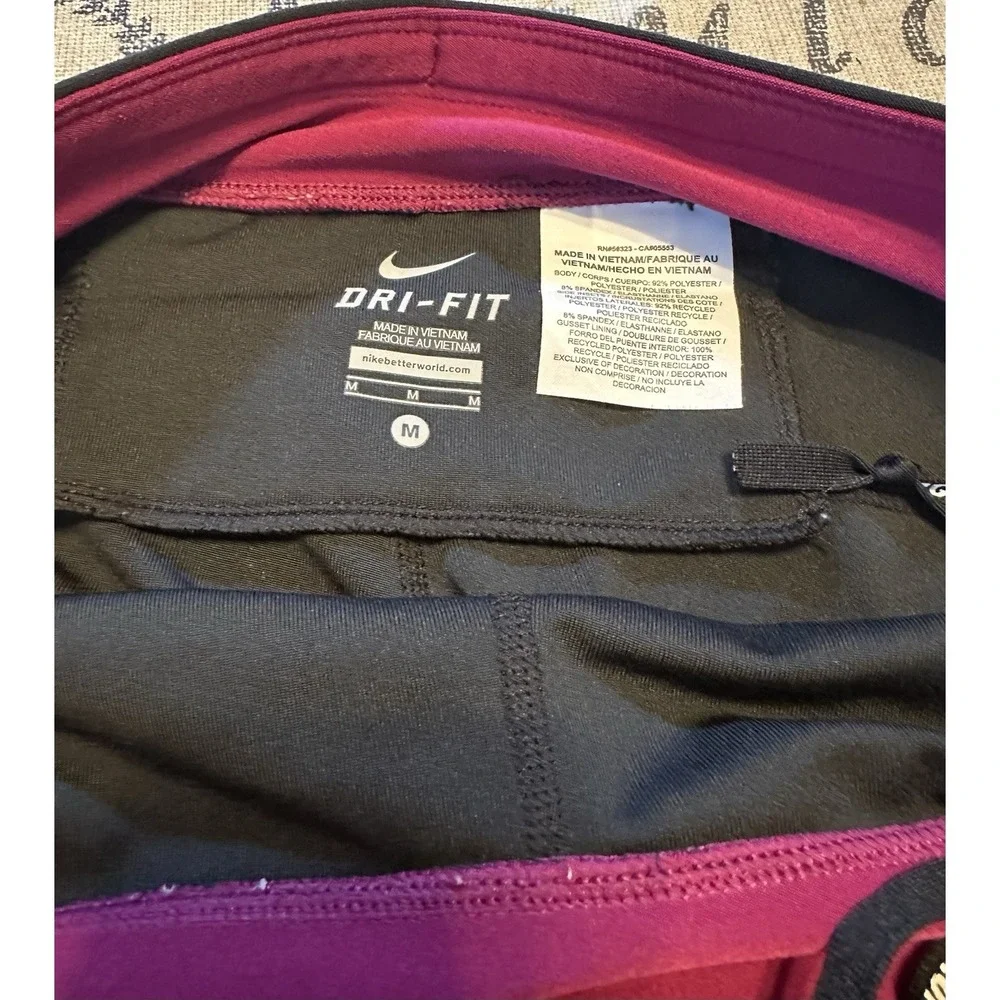 Nike Dri Fit Crop Capri Athletic Leggings Women's Size M - Workout Black /Pink